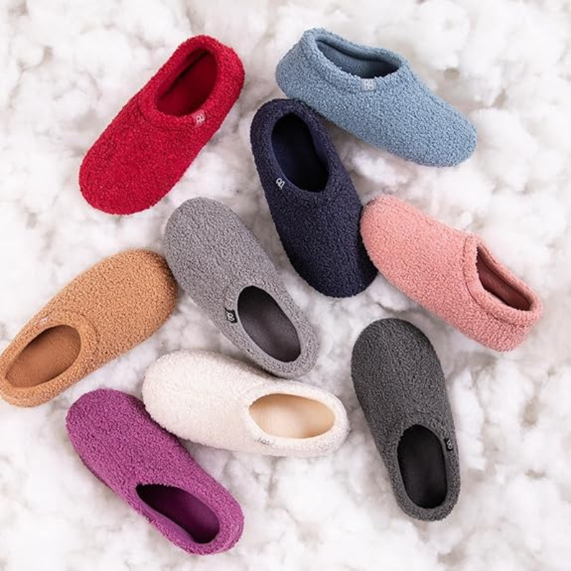 Comfortable Indoor Slippers With Soft Plush Design For Everyday Comfort