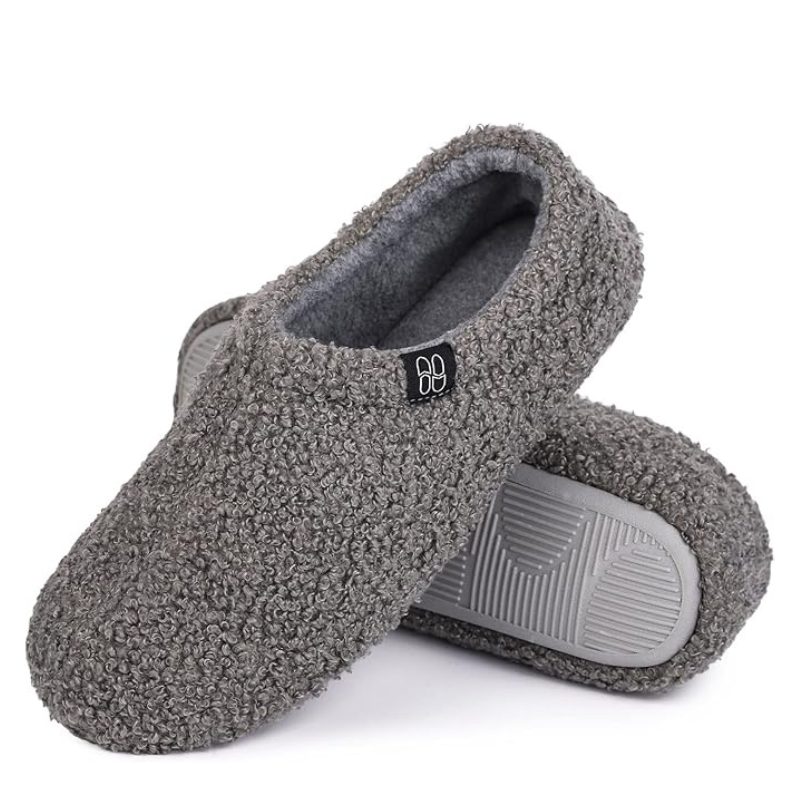 Comfortable Indoor Slippers With Soft Plush Design For Everyday Comfort